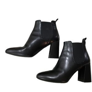 K. Spin Ankle boot